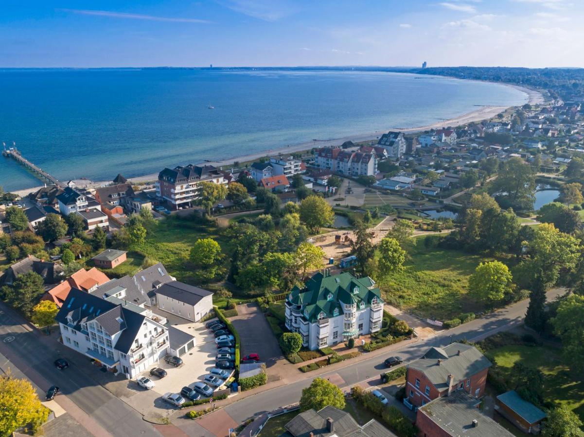 Hotel Meerzeit Scharbeutz Esterno foto